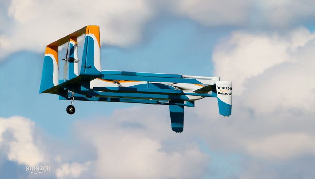 Πρώτη παράδοση της Amazon με drone (Video)