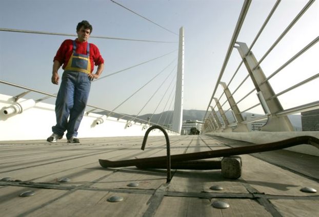 Έξι νέες πεζογέφυρες για την Αθήνα