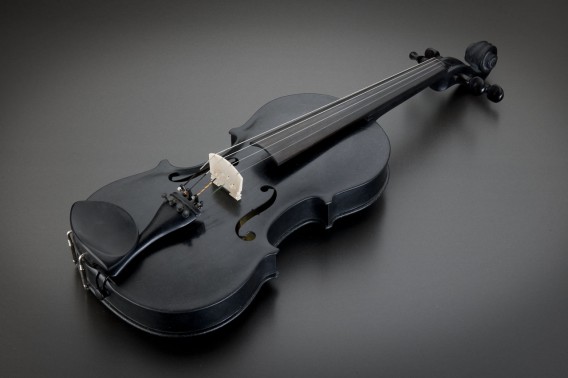 Απίστευτο: Έφτιαξαν βιολί …από πέτρα !(video)