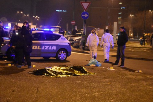 Νεκρός ο τρομοκράτης του Βερολίνου – Αντάλλαξε πυρά με αστυνομικούς στο Μιλάνο (Photos)