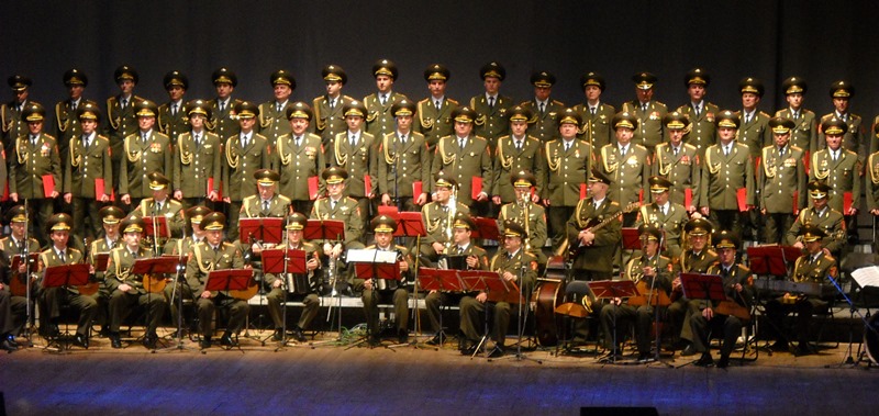 Τη χορωδία του στρατού Ensemble Alexandrov, μετέφερε το ρωσικό αεροπλάνο