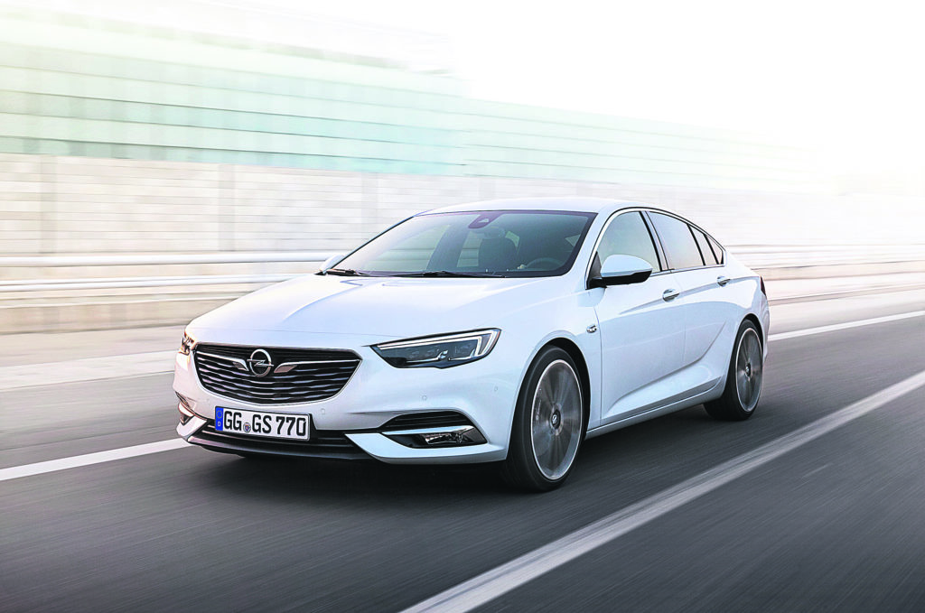 Opel Insignia Grand Sport: Για… ανήσυχους οικογενειάρχες