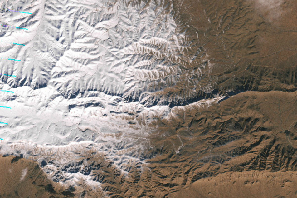 Η χιονισμένη Σαχάρα φωτογραφίζεται από δορυφόρο (Photos)