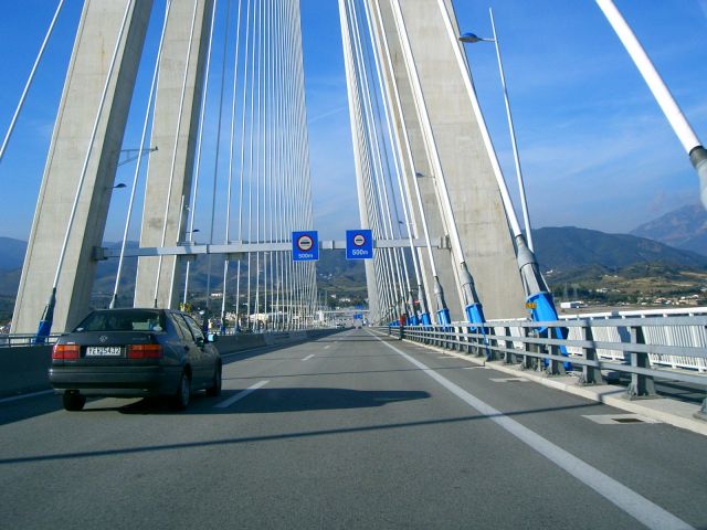 Θρίλερ με 31χρονη στη γέφυρα Ρίου – Αντιρρίου