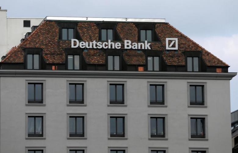 «Σφίγγουν το ζωνάρι» τους τα στελέχη της Deutsche Bank