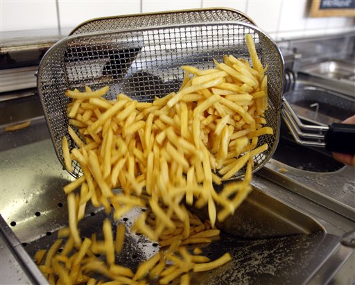 Διατροφή: Πότε είναι καρκινογόνες οι τηγανητές πατάτες και το τοστ