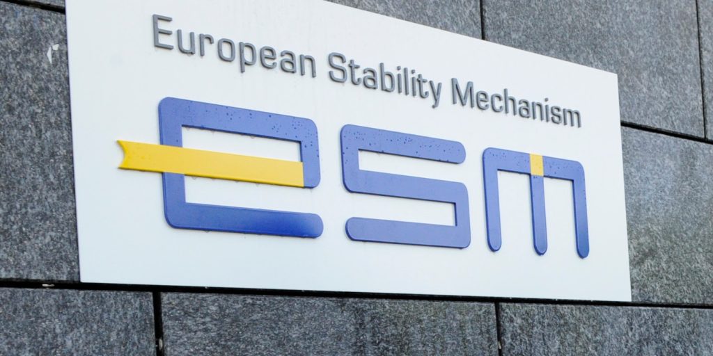 ESM: Η Ελλάδα μπορεί να επιστρέψει στις αγορές «πολύ πριν» το τέλος του προγράμματος