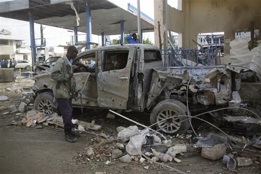 Σομαλία: Τουλάχιστον 13 νεκροί στην επίθεση της Αλ Σαμπάμπ σε ξενοδοχείο (Video)