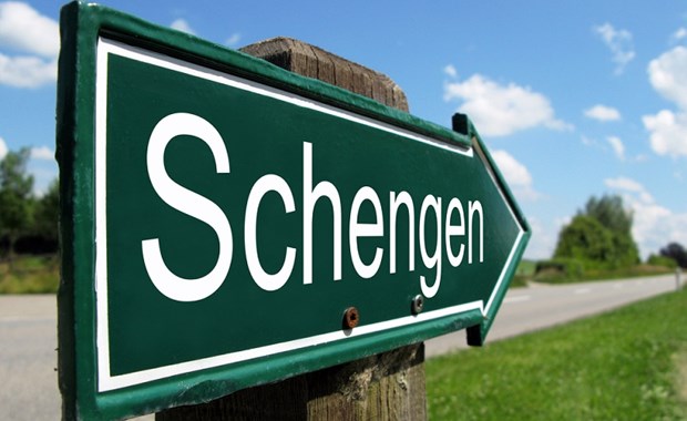 Στον αέρα η συνθήκη Σένγκεν: Παράταση των ελέγχων στα εσωτερικά σύνορα πέντε ευρωπαϊκών χωρών