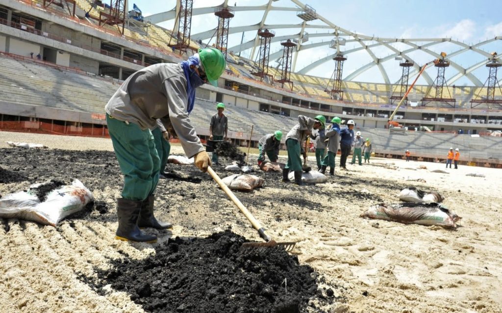 «Εργοτάξια θανάτου» για το Μουντιάλ του Κατάρ