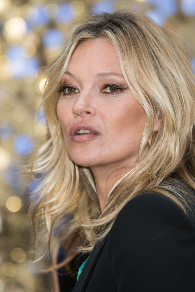 Kate Moss: Η γυμνή φωτογράφιση που κάνει πάταγο! (Photo)