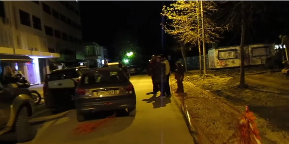 Καλαμάτα: Φοιτήτρια έκλεψε Ι.Χ, πήρε παραμάζωμα 22 οχήματα και γρονθοκόπησε αστυνομικό! (Video)
