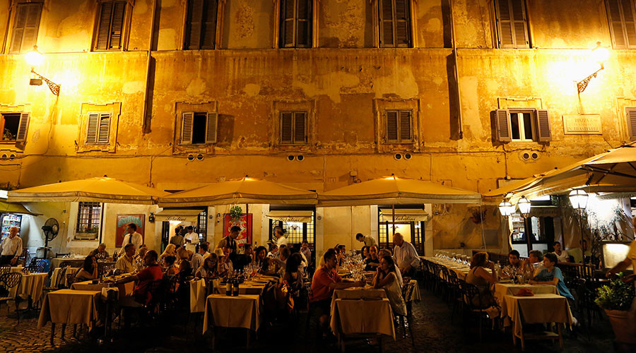 Ιταλία: Εστιατόριο προσφέρει 5% έκπτωση σε οικογένειες με φρόνιμα παιδιά (Photos)