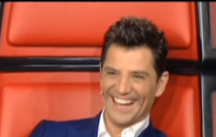 The Voice: Πώς ο Ρουβάς «έκαψε» τον Μουζουράκη (Video)