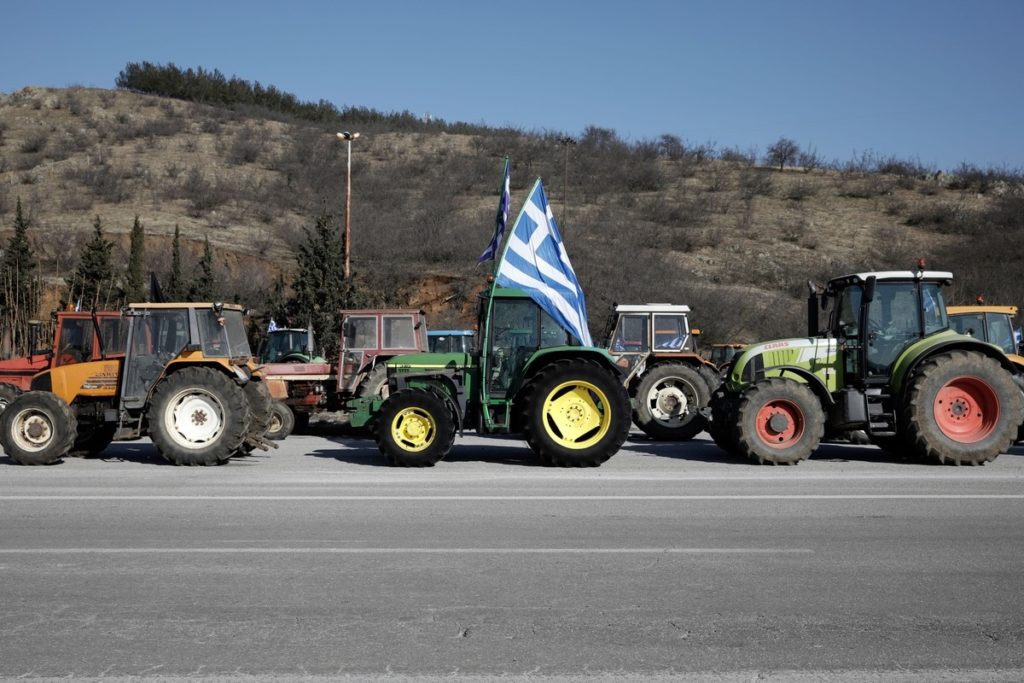 Αγροτικές κινητοποιήσεις: Ανοίγουν τα μπλόκα