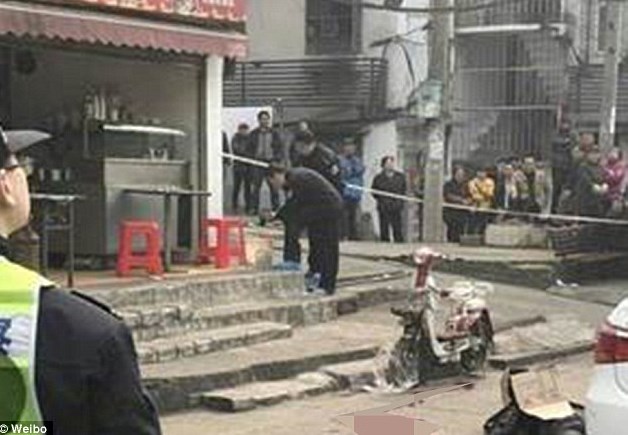 Φρίκη στην Κίνα: Τον αποκεφάλισε γιατί του χρέωσε ακριβά τα νούντλς… (Προσοχή! σκληρές εικόνες)