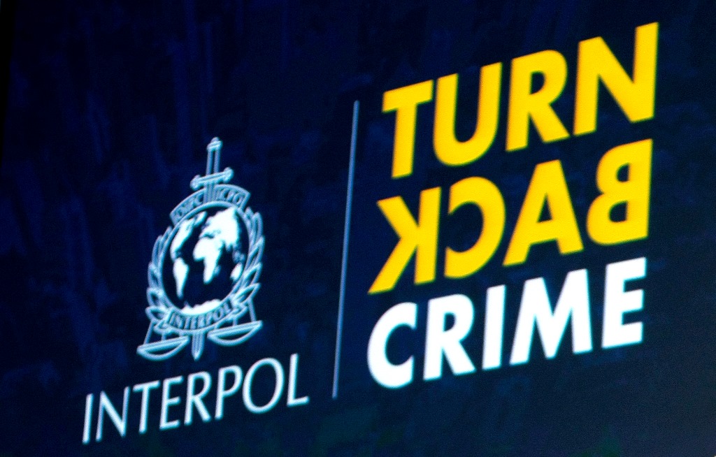 Η Μαλαισία ζητά τη συνδρομή της Interpol για τη δολοφονία του Κιμ Γιονγκ Ναμ