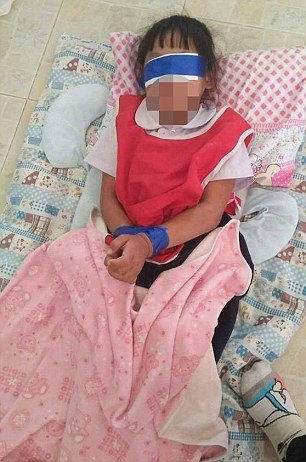 Φρίκη! Δασκάλες έδεσαν δίχρονα κοριτσάκια για «τιμωρία»