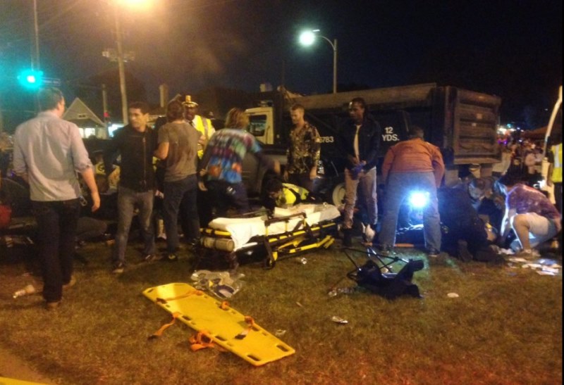 Μεθυσμένος οδηγός παρασύρει και τραυματίζει 28 άτομα στη Νέα Ορλεάνη