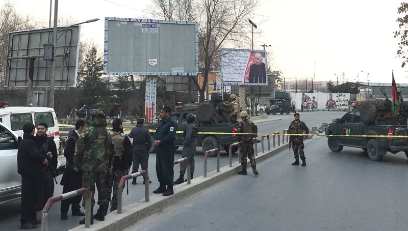 Ενοπλοι επιτέθηκαν σε στρατιωτικό νοσοκομείο στην Καμπούλ
