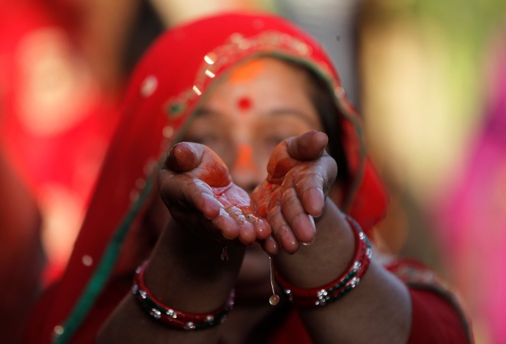 Νεπάλ: Γυναίκες πουλούσαν το δέρμα τους για επεμβάσεις μεγέθυνσης πέους;