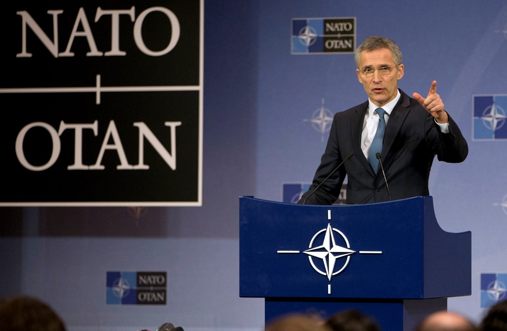 NATO: Πρέπει να αυξήσουμε τις αμυντικές δαπάνες
