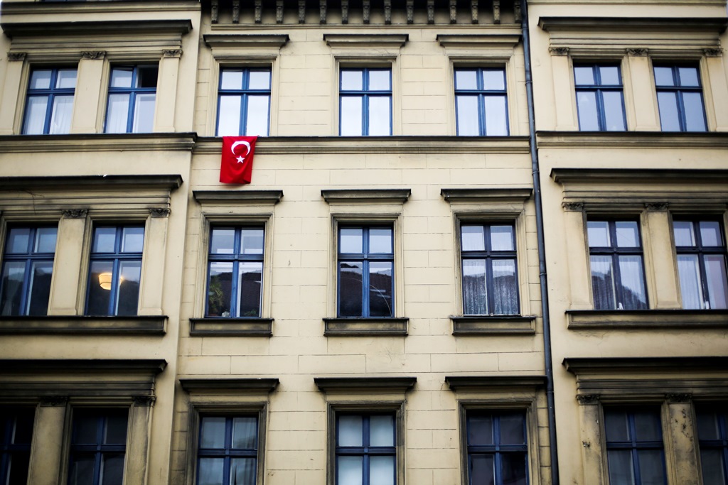 Ο Ερντογάν καλεί τους Γερμανούς να μην ψηφίσουν… Μέρκελ