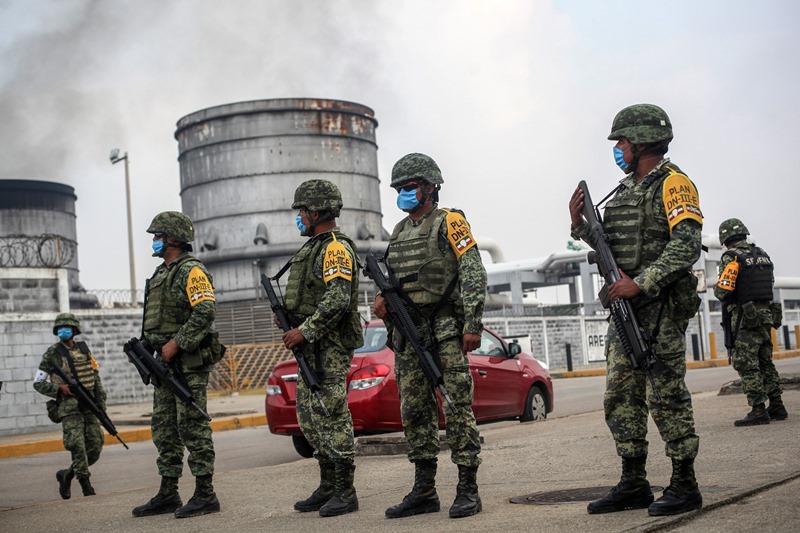 Mεξικό: Πολύνεκρη έκρηξη σε εγκαταστάσεις πετρελαίου