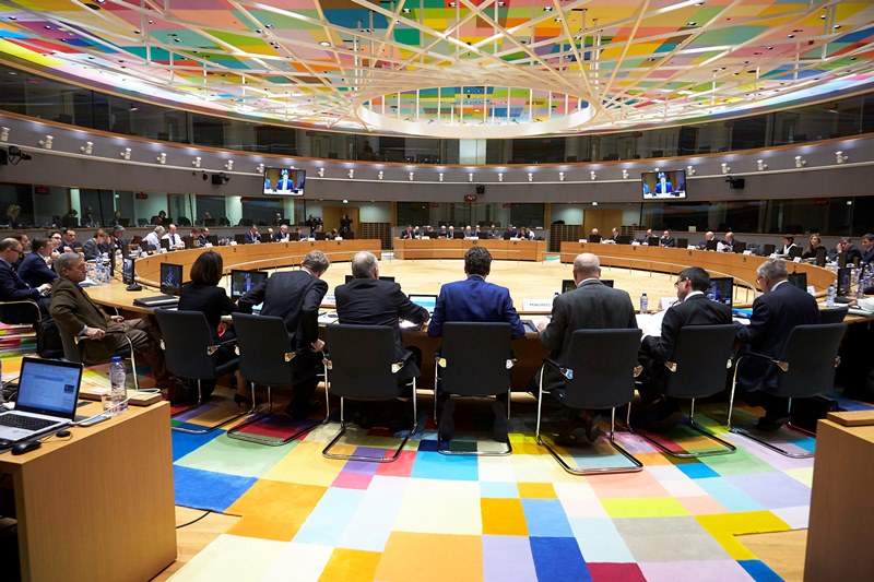 Κρίσιμο Eurogroup: Η κυβέρνηση προσβλέπει σε «λευκό καπνό»  – Αισιόδοξος ο Τσακαλώτος