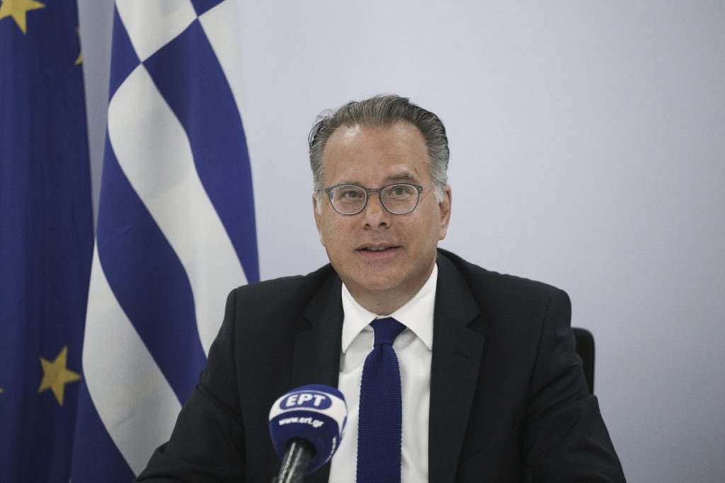 Κουμουτσάκος: Όχι σε προσθήκη για τα εργασιακά στην διακήρυξη για τη Συνθήκη της Ρώμης