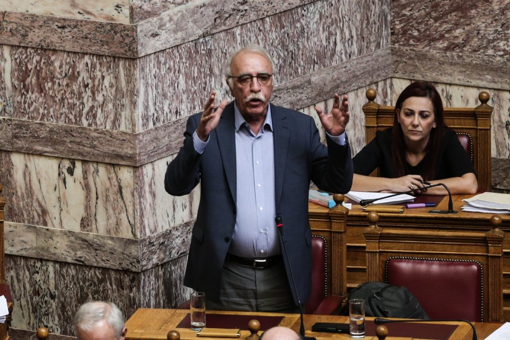 Δ. Βίτσας για Παπαντωνίου: Μίζα με απόδειξη …δεν δίνεται