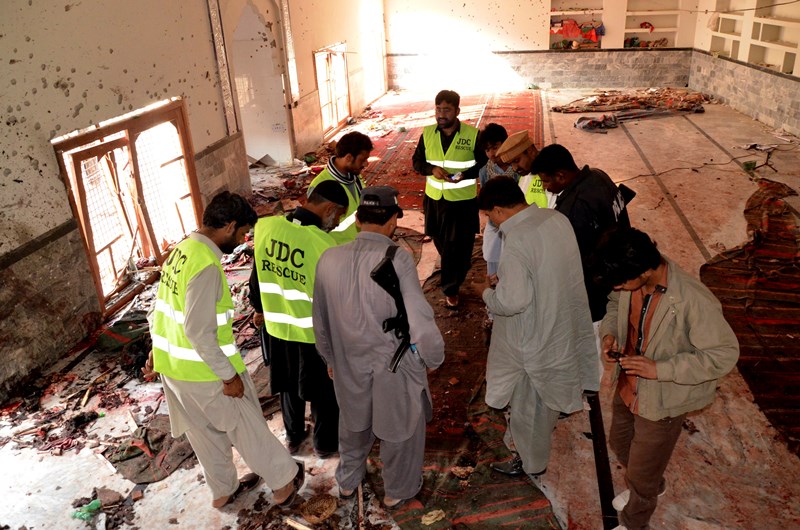 Πακιστάν: 20 νεκροί από επίθεση σε τέμενος των Σούφι