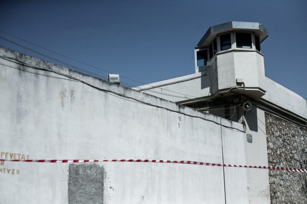 Ο Παρασκευόπουλος απαντά στη Ν.Δ: Η υποτροπή στο έγκλημα συνδέεται περισσότερο με τις συνθήκες κράτησης