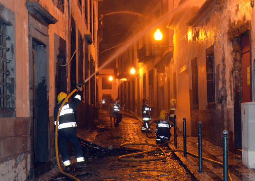 Πορτογαλία: 3 νεκροί – 5 αγνοούμενοι από έκρηξη σε εργοστάσιο πυροτεχνημάτων