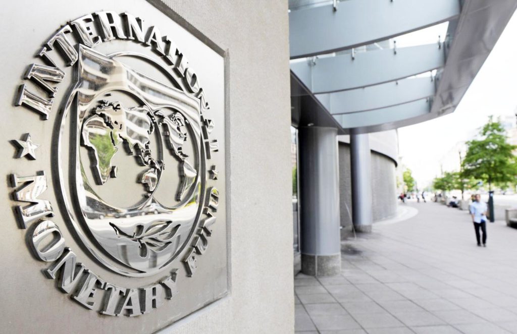 ΔΝΤ: Επιβράδυνση της ανάπτυξης – Στο χείλος της ύφεσης η παγκόσμια οικονομία