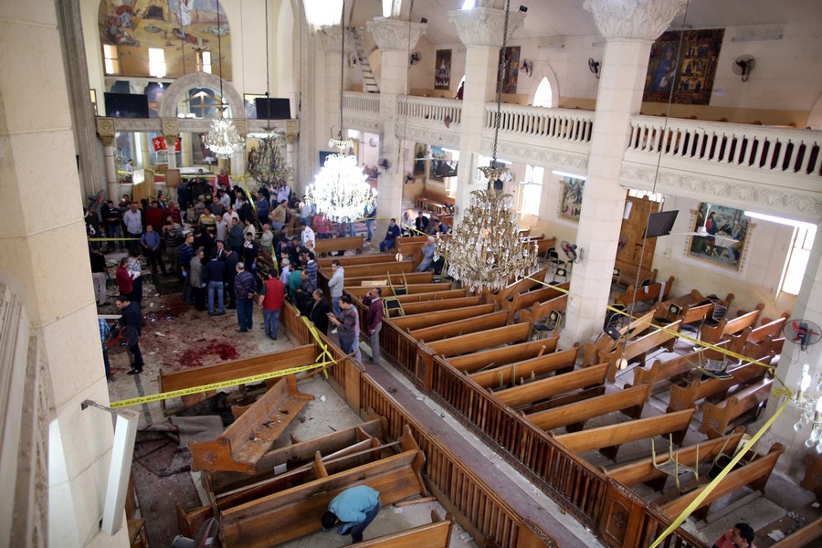 Τους 45 έφτασαν οι νεκροί από τις επιθέσεις σε βάρος εκκλησιών στην Αίγυπτο – Ο ISIS ανέλαβε την ευθύνη  (Video + Photos)
