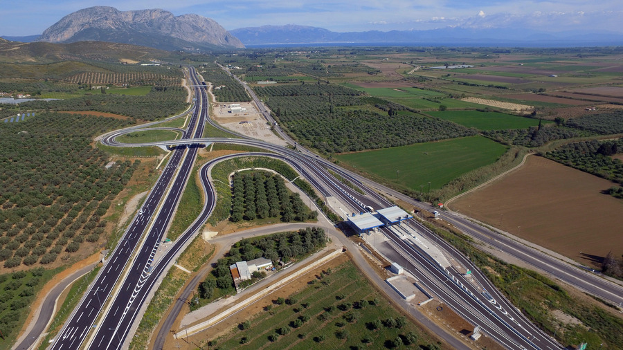 Ιόνια οδός: Παραδίδονται δύο τμήματα (Video και Photos)