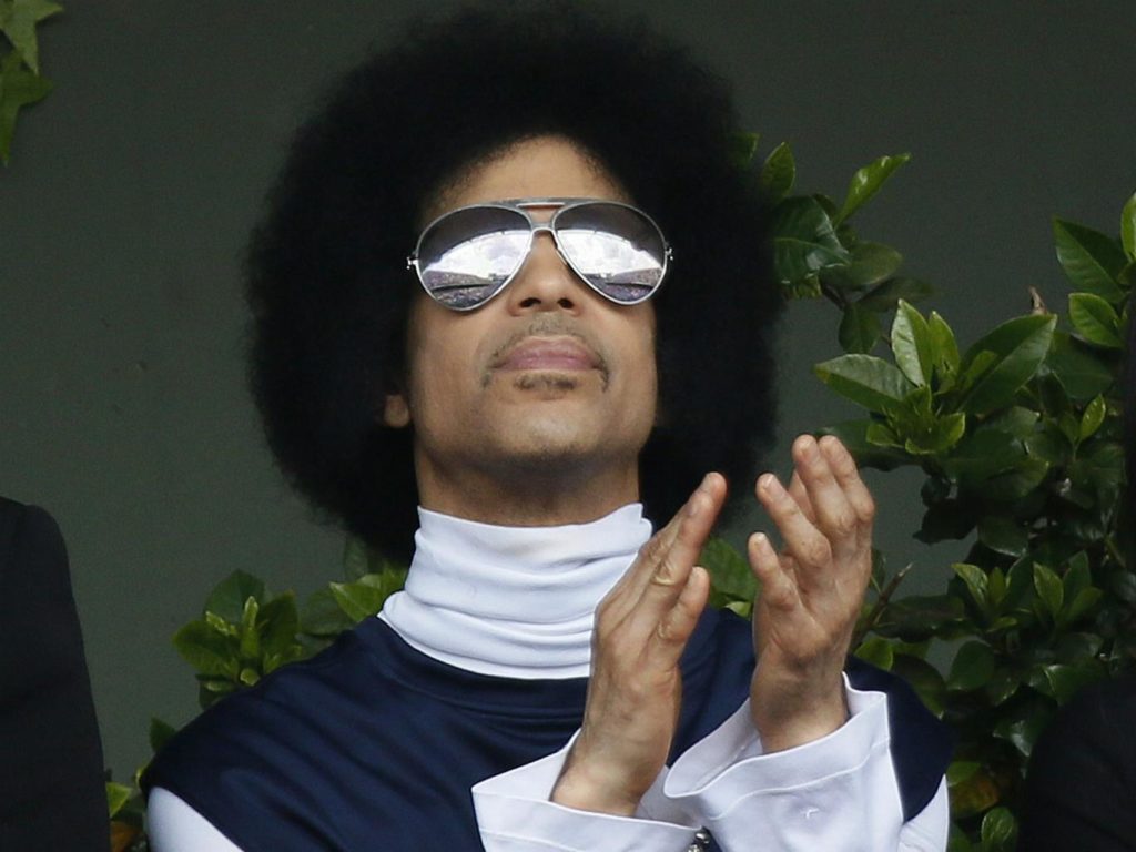 Prince: Ακούστε το καινούργιο τραγούδι που κυκλοφόρησε μετά τον θάνατό του (Video)