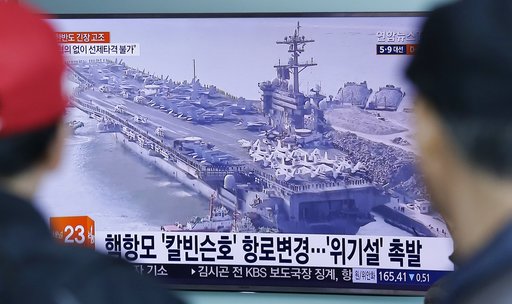 Βόρεια Κορέα: Να βυθίσει το USS Carl Vinson απειλεί η Πιονγιάνγκ – Αυτοσυγκράτηση συστήνουν Άμπε και Τραμπ
