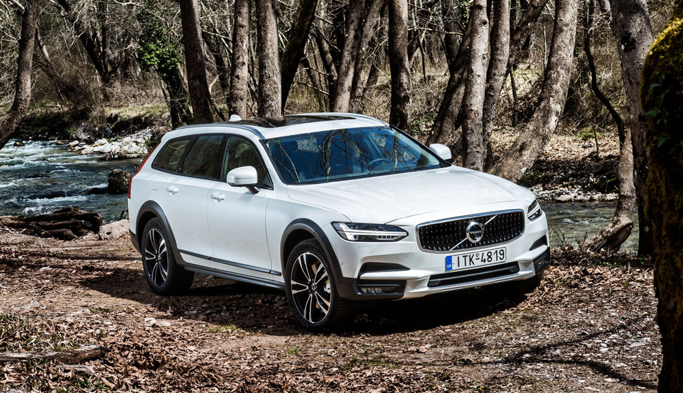 Volvo V90 Cross Country