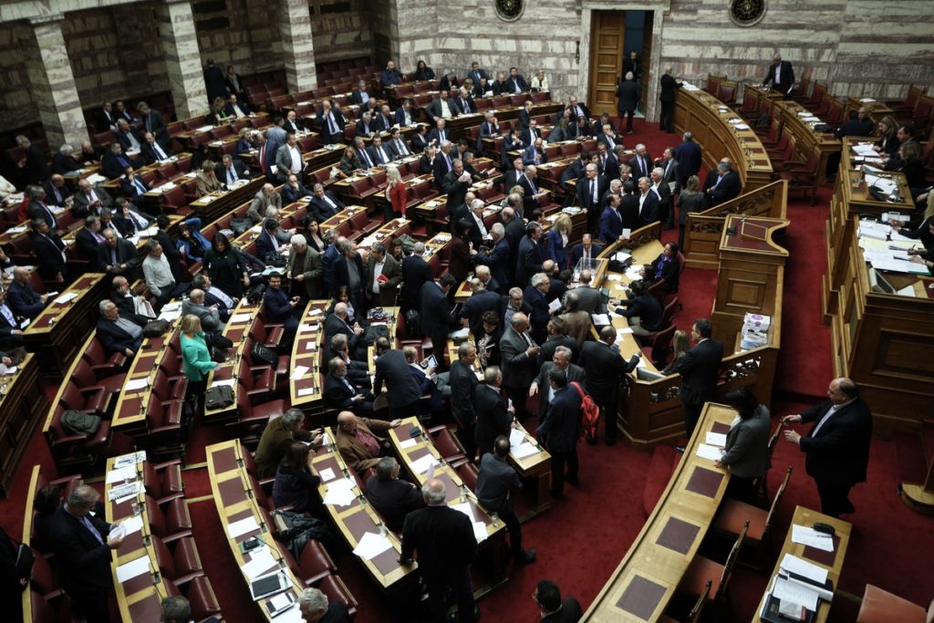 Βουλή: Απορρίφθηκαν οι άρσεις ασυλίας για Λεβέντη, Καραγιαννίδη, Παπαχριστόπουλο