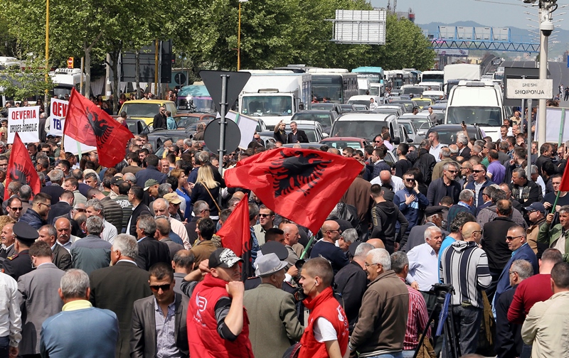 Αναβρασμός στο πολιτικό σκηνικό της Αλβανίας