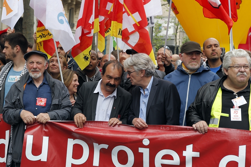 Είτε Μακρόν είτε Λεπέν τα γαλλικά συνδικάτα ξεκινούν κινητοποιήσεις τη Δευτέρα