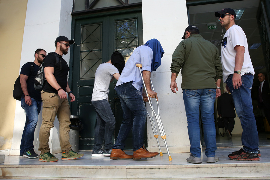 Ληστές χρηματοκιβωτίων: Προφυλακιστέοι 14 από τους 15 κατηγορούμενους