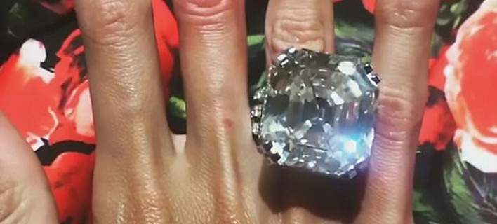 Διαμάντι – Γολιάθ αξίας 7 εκατ. λιρών έκανε δώρο στη σύζυγό του Ρώσος ολιγάρχης (Photos)