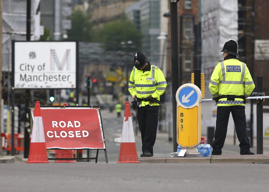 Βρετανία: Γνωστός στις αρχές ο δράστης – Σε κρίσιμη κατάσταση 20 από τους 64 τραυματίες