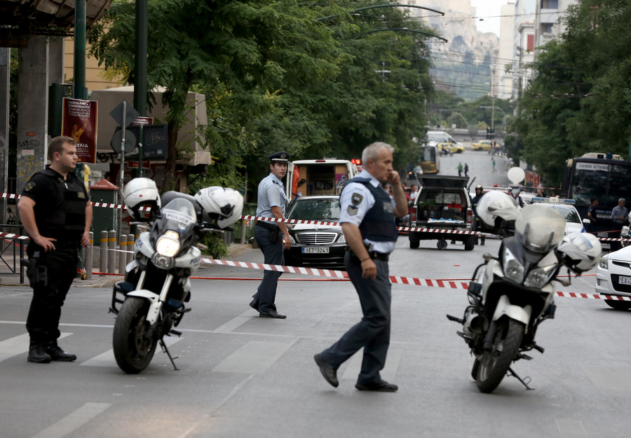 Με εκρηκτικά και όπλα συνελήφθη 29χρονος για την  επίθεση στον Λουκά Παπαδήμο