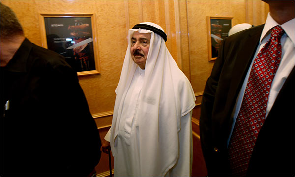 Πέθανε ο Σαουδάραβας έμπορος όπλων Αντνάν Κασόγκι
