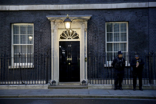 Βρετανία: Αυτός είναι ο σίγουρος κάτοικος της Downing Street (Video)