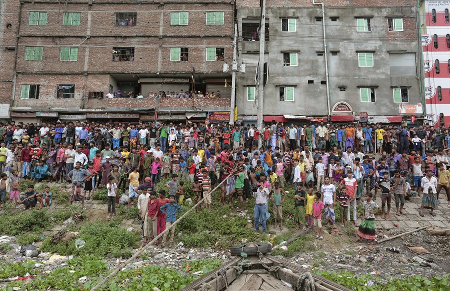 Τραγωδία στο Μπανγκλαντές: 111 νεκροί από κατολισθήσεις